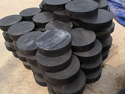 海口板式橡胶支座由若干层橡胶片与薄钢板经加压硫化
